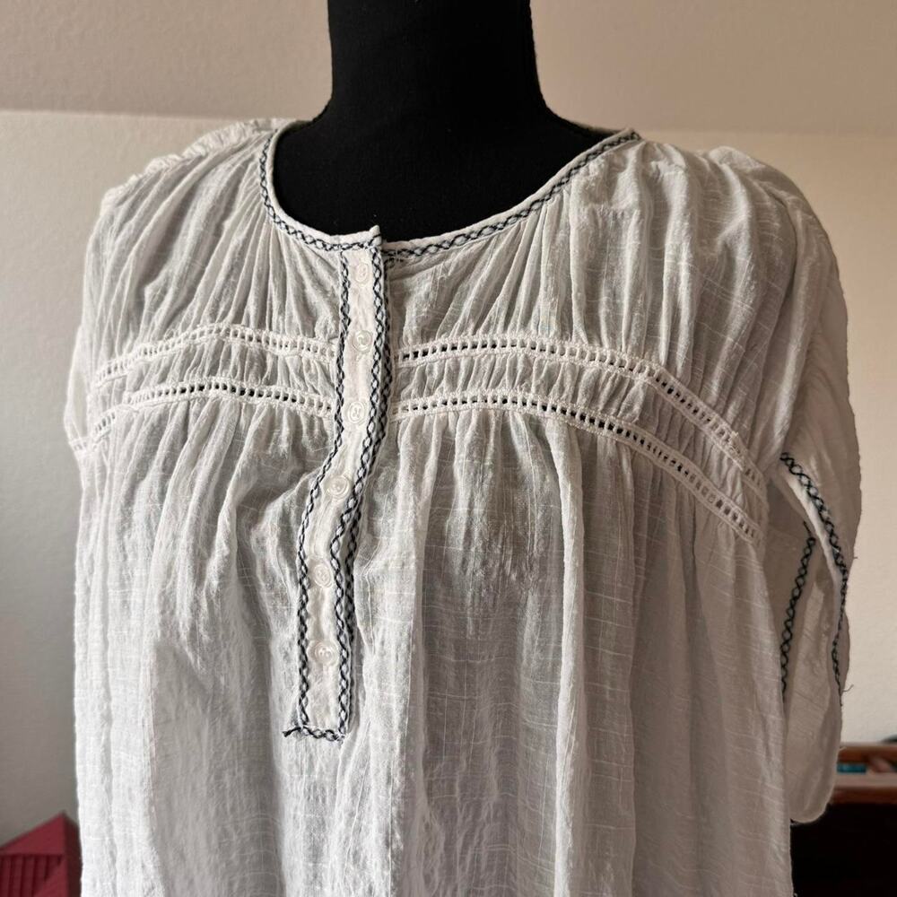 max studio embroidered whimsical top sz L blue floral folk romantic boho peasant - Picture 3 of 8